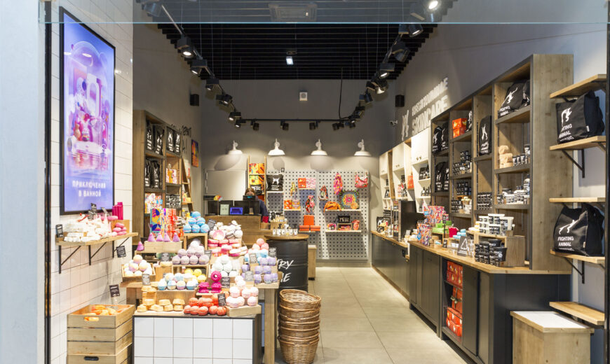 retailer adalah